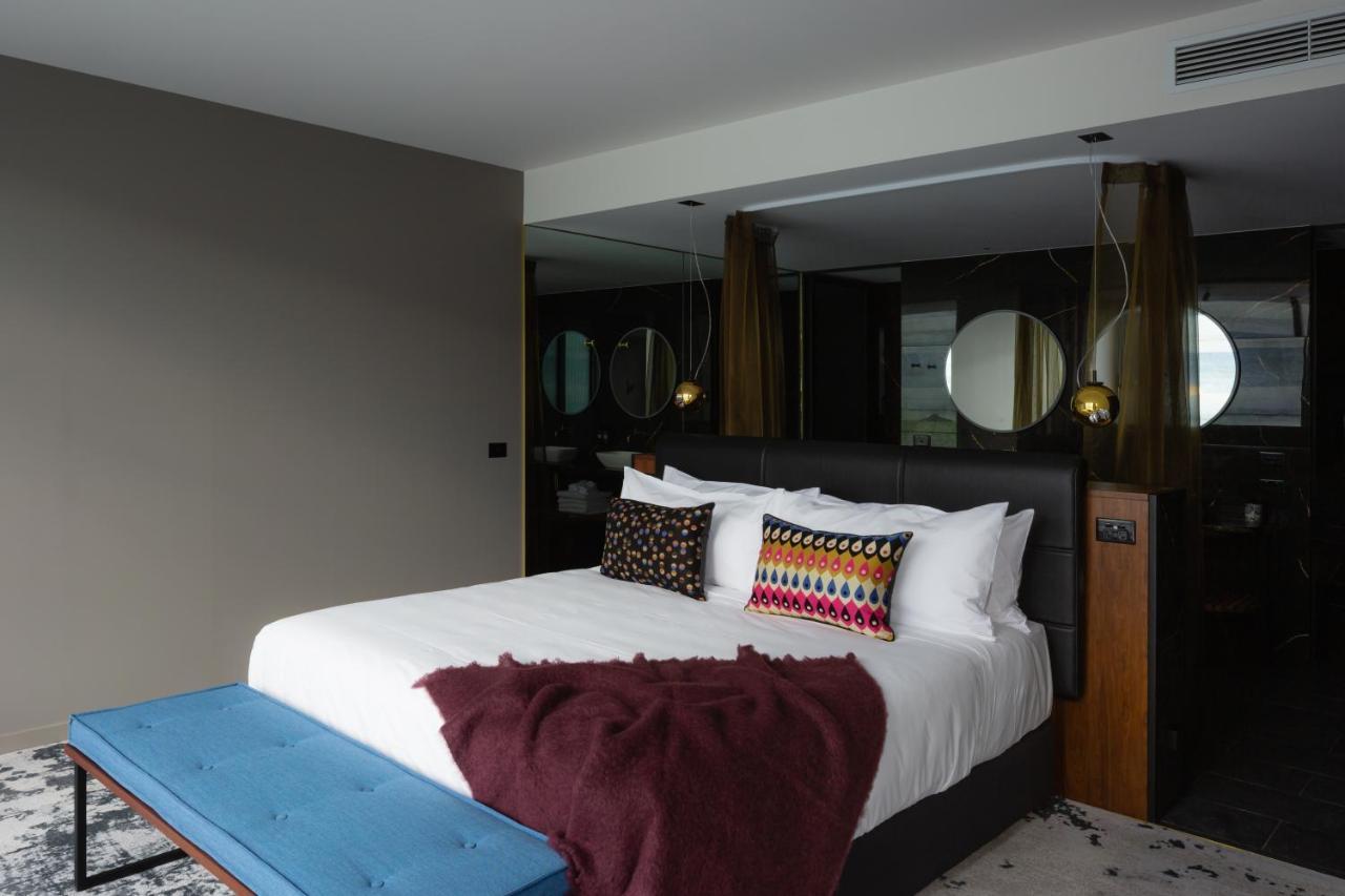 Ebb-Dunedin Eksteriør bilde A bedroom at the hotel
